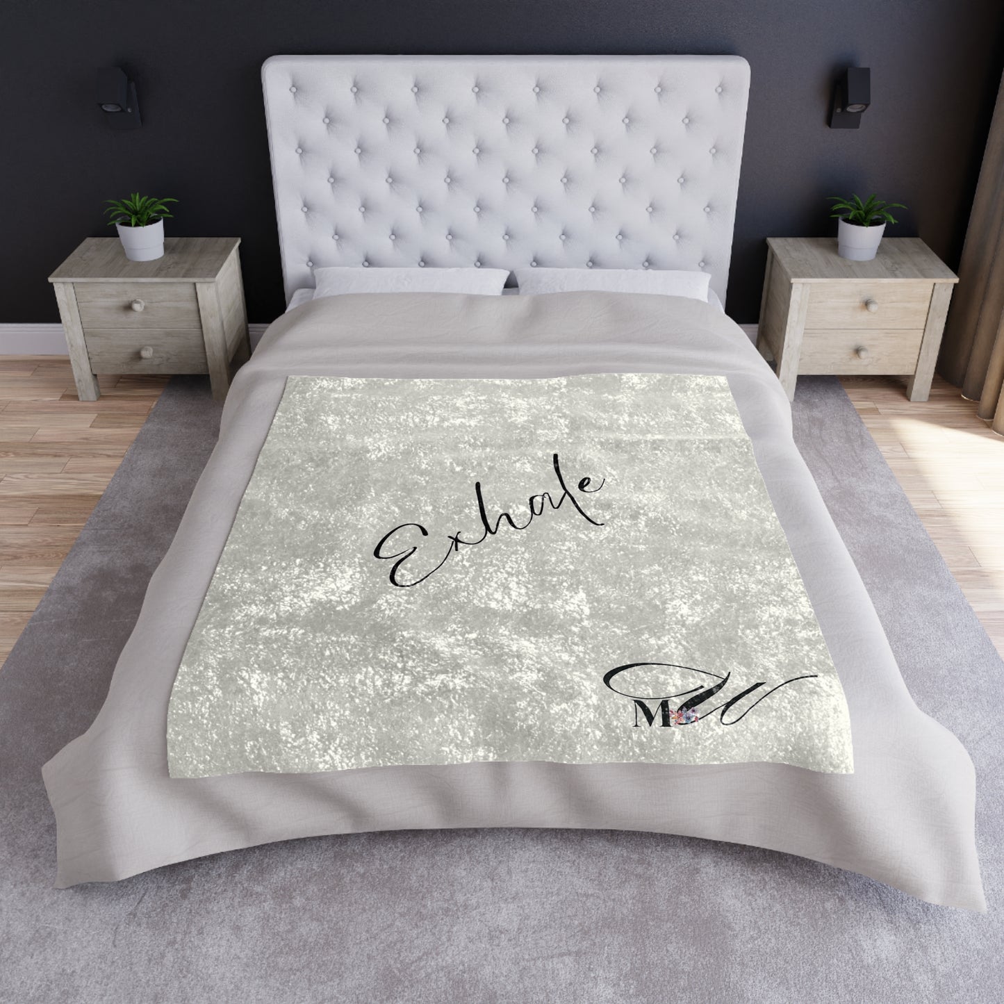 Luxe Velvet 'Exhale' Blanket: Personalized Elegance in Black or White